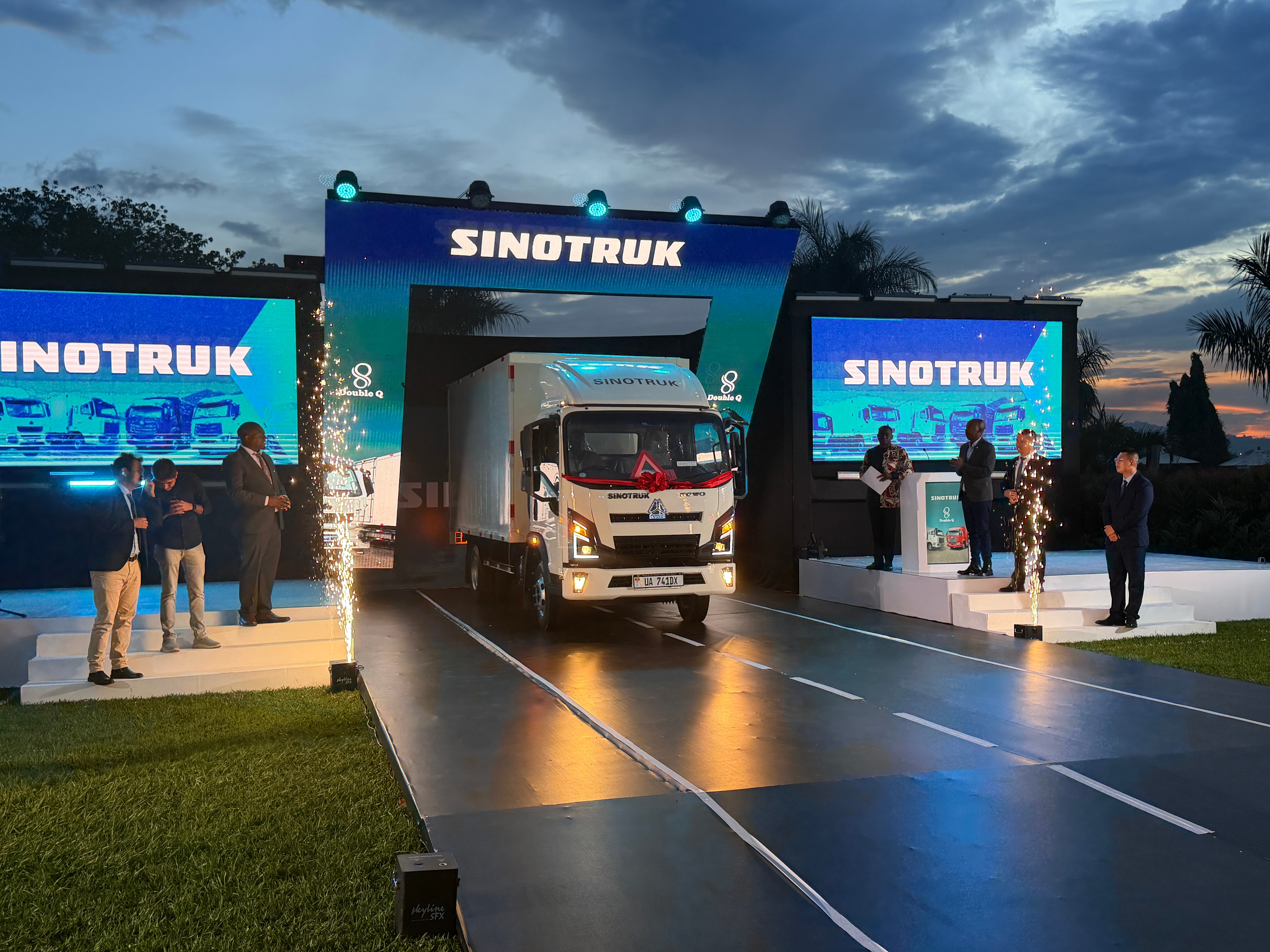 SINOTRUK lance ses camions légers en Ouganda